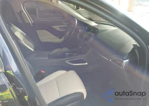 2017 Jaguar F-Pace 35T R-Sport z USA, uszkodzony, nr VIN SADCL2BV8HA075953